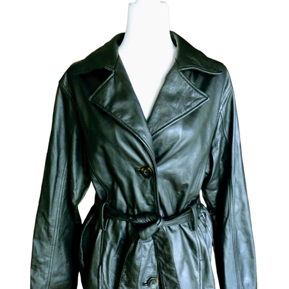 Women's Black Leather Jacket - Picture 5 of 12